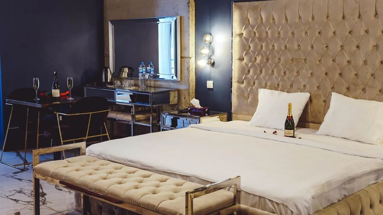 Alloggio in famiglia Mas Suites Karakoey Provincia di Provincia di Istanbul